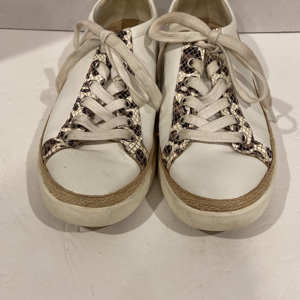 VGUC Vionic Winny Snakeskin Genuine Leather Fashion Sneakers - Picture 3 of 11